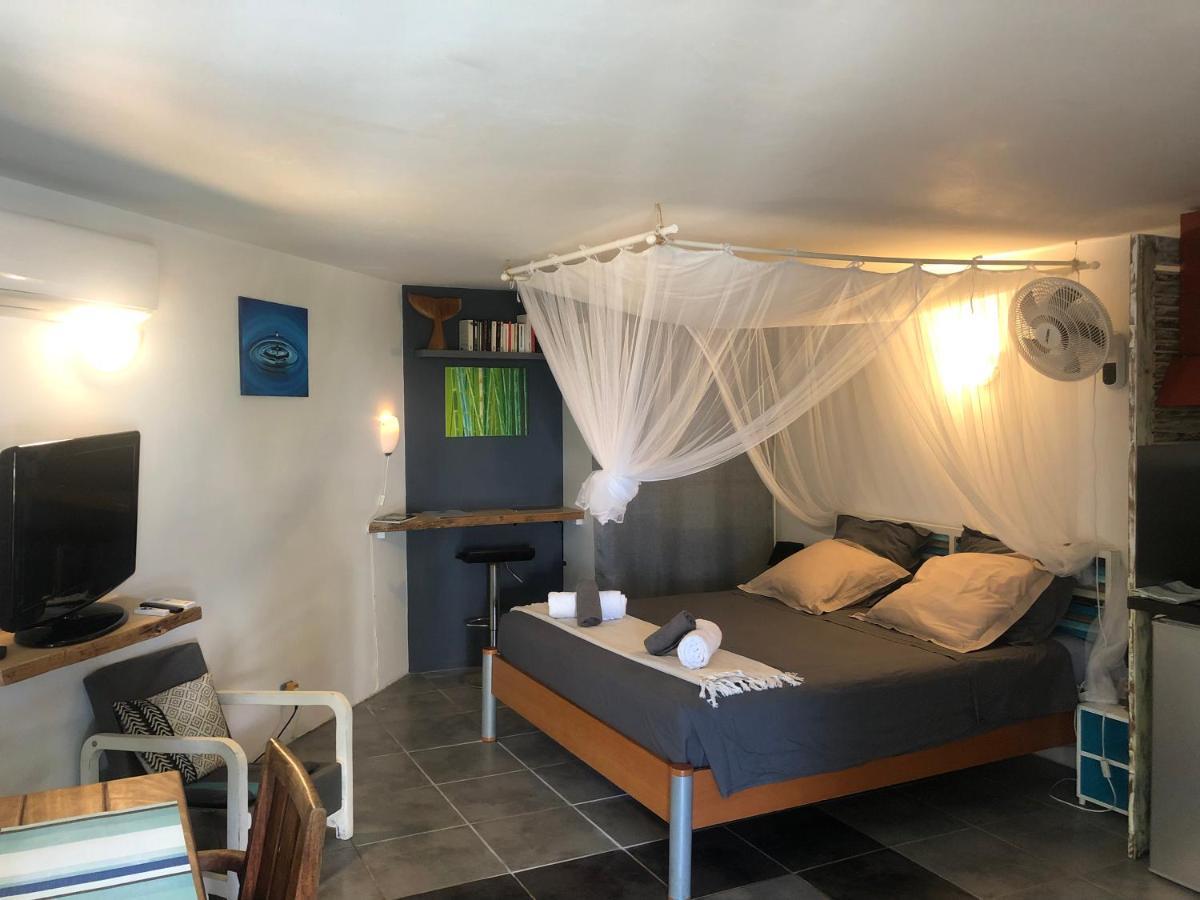 Studio Independant Dans Propriete Avec Piscine Et Wifi Apartment Сен Жилс ле Бен Екстериор снимка